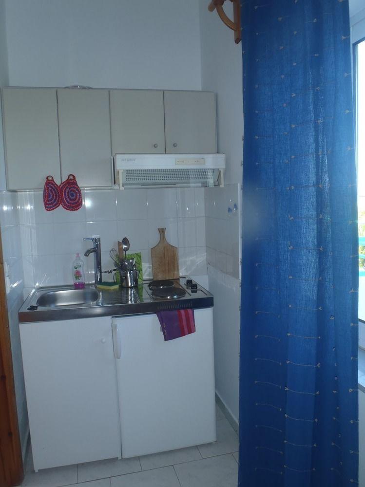 Sea Shell Apartments Pirgos Psilonerou ภายนอก รูปภาพ